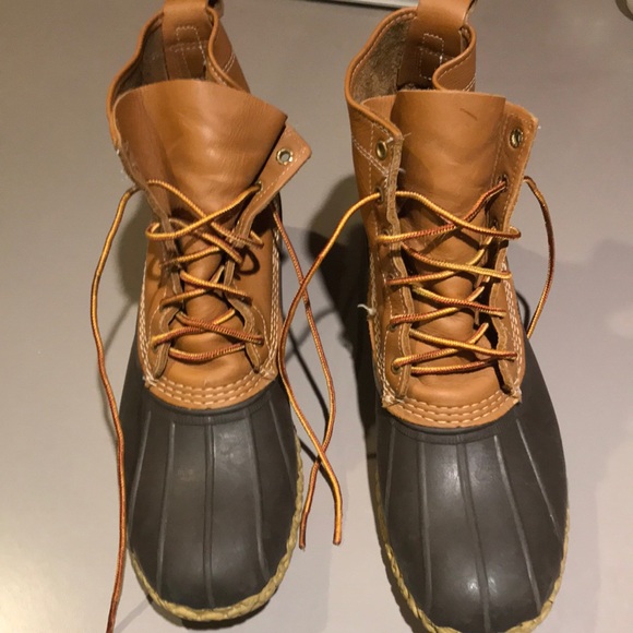 L.L. Bean Other - L.L.Bean men’s classic bean boots 10M with thinsulate lining